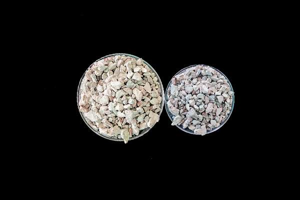 茄子想要增產(chǎn)，可以在種植時(shí)添加沸石！
